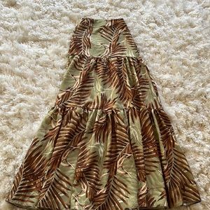 Paton Palmeira printed Maxi Skirt - Leaf green.